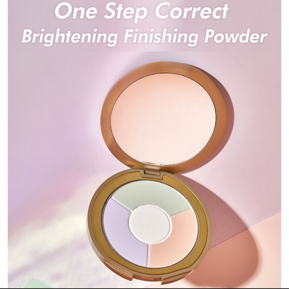 Stila One Step Correct Brightening Finishing Powder-Light - Picture 3 of 12
